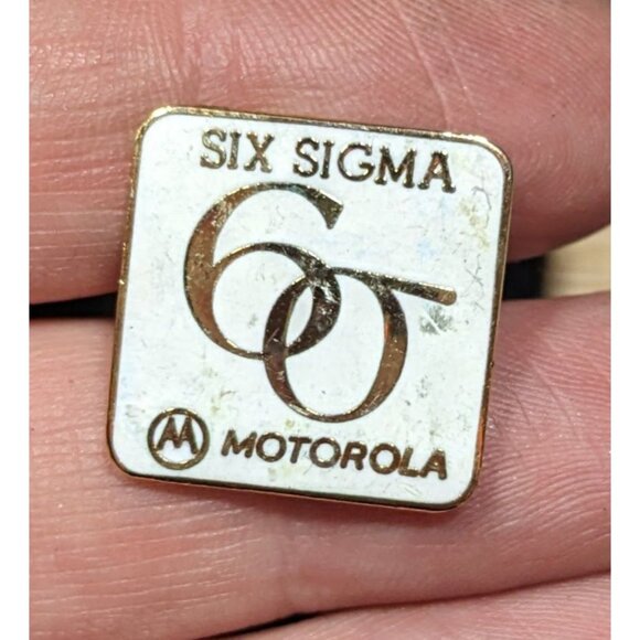 Vintage Motorola Six Sigma White And Gold Tone Lapel Pin - Picture 3 of 4